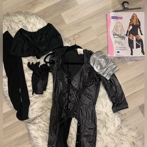 Sucker Punch Sweetpea costume NWT. Size Small.